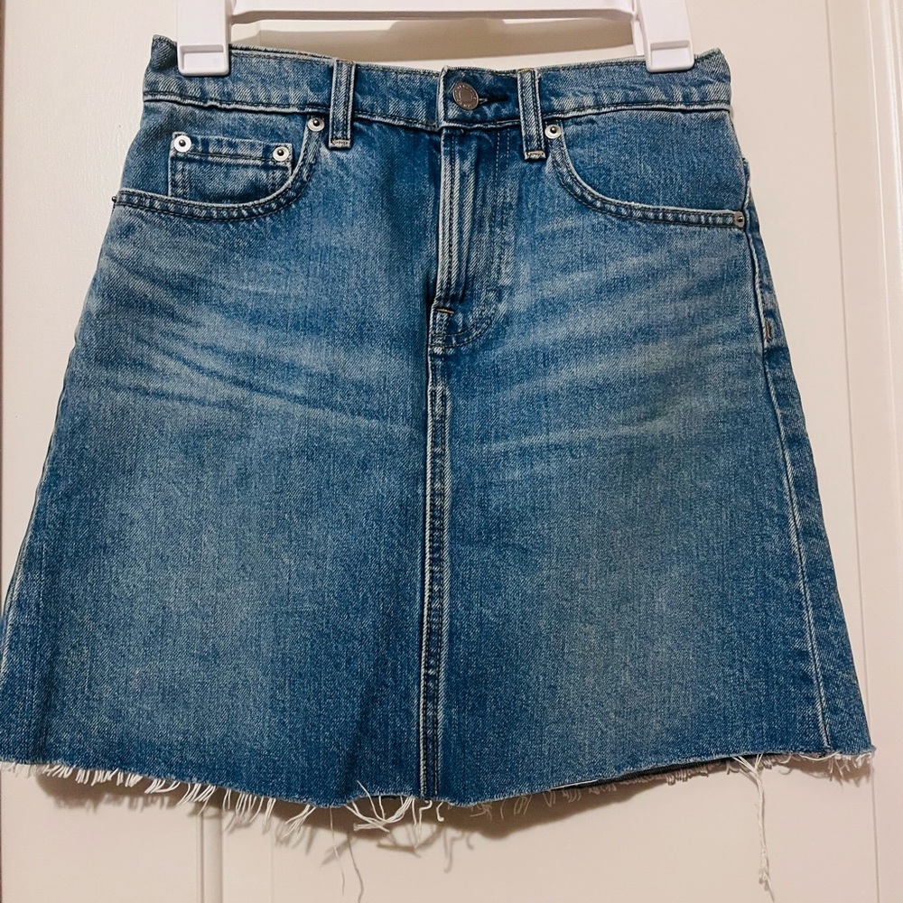Everlane Evereve Classic Blue Vintage  Denim Mini Skirt